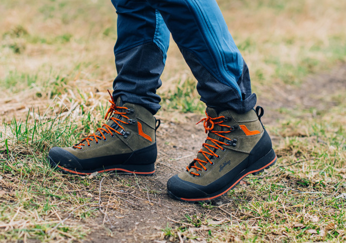 detail Lundhags Turistické boty Bjerg Mid