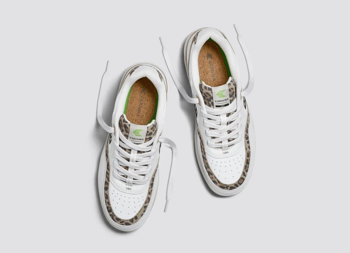 detail Dámské volnočasové boty Cariuma UBA Premium Leather Suede