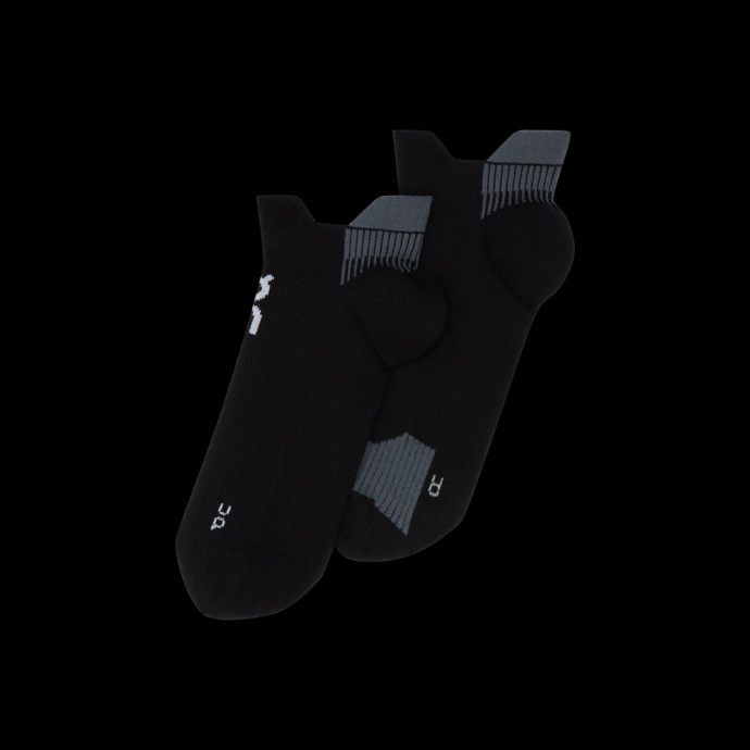 detail ON Performance Run Sock Low