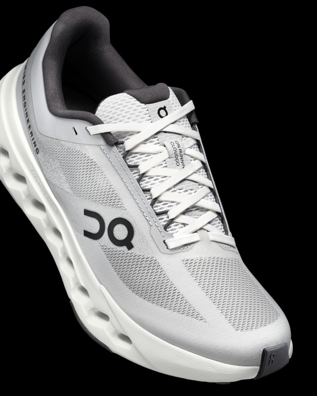 detail Dámské běžecké boty ON Cloudsurfer Next