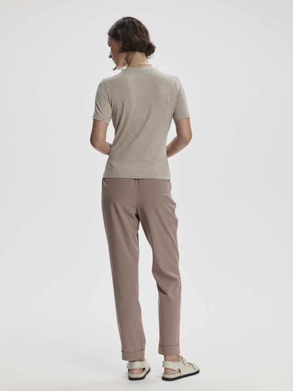 detail Dámské tričko Varley Regina Fitted Tee