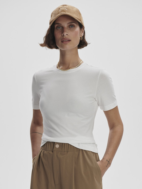 detail Dámské tričko Varley Regina Fitted Tee