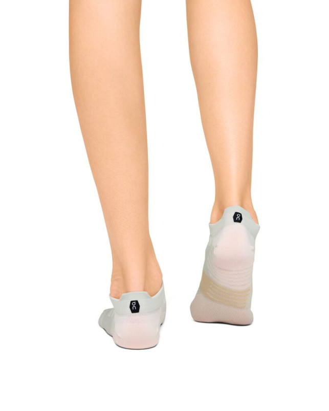 detail Dámské ponožky ON Performance Low Sock